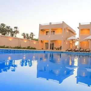 Apartment Royal Nile - Pool View 1, Luxor