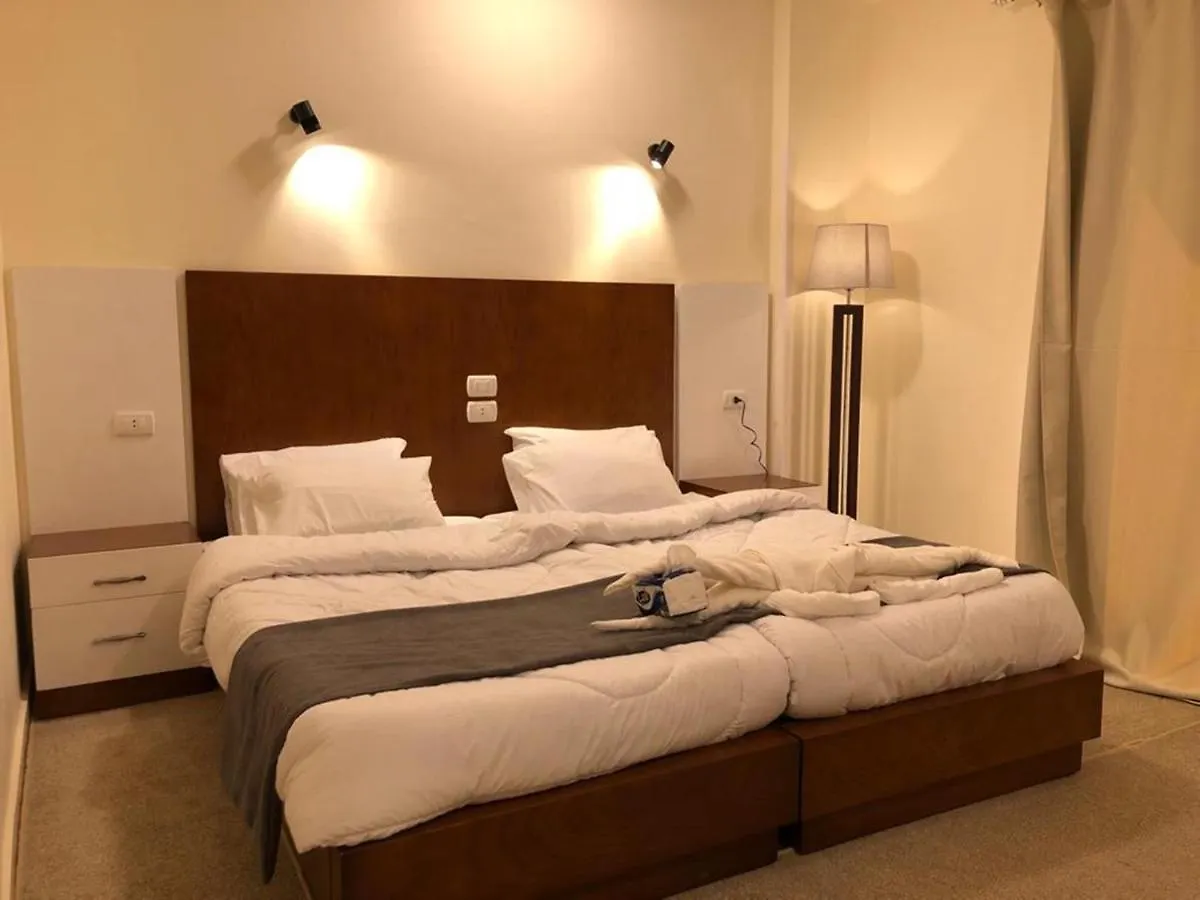 Sphinx Luxor Apartment 0*,  مصر